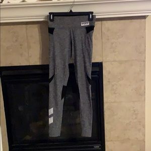 Victoria’s Secret pink yoga leggings